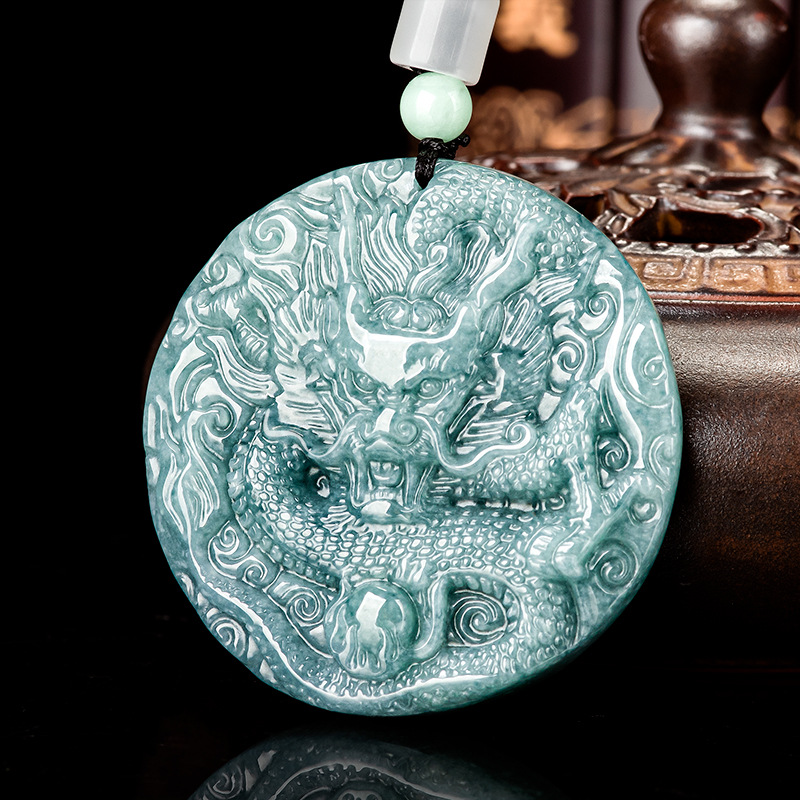 Jewelry & Watches Company - Collana con Pendente Drago in Giadeite