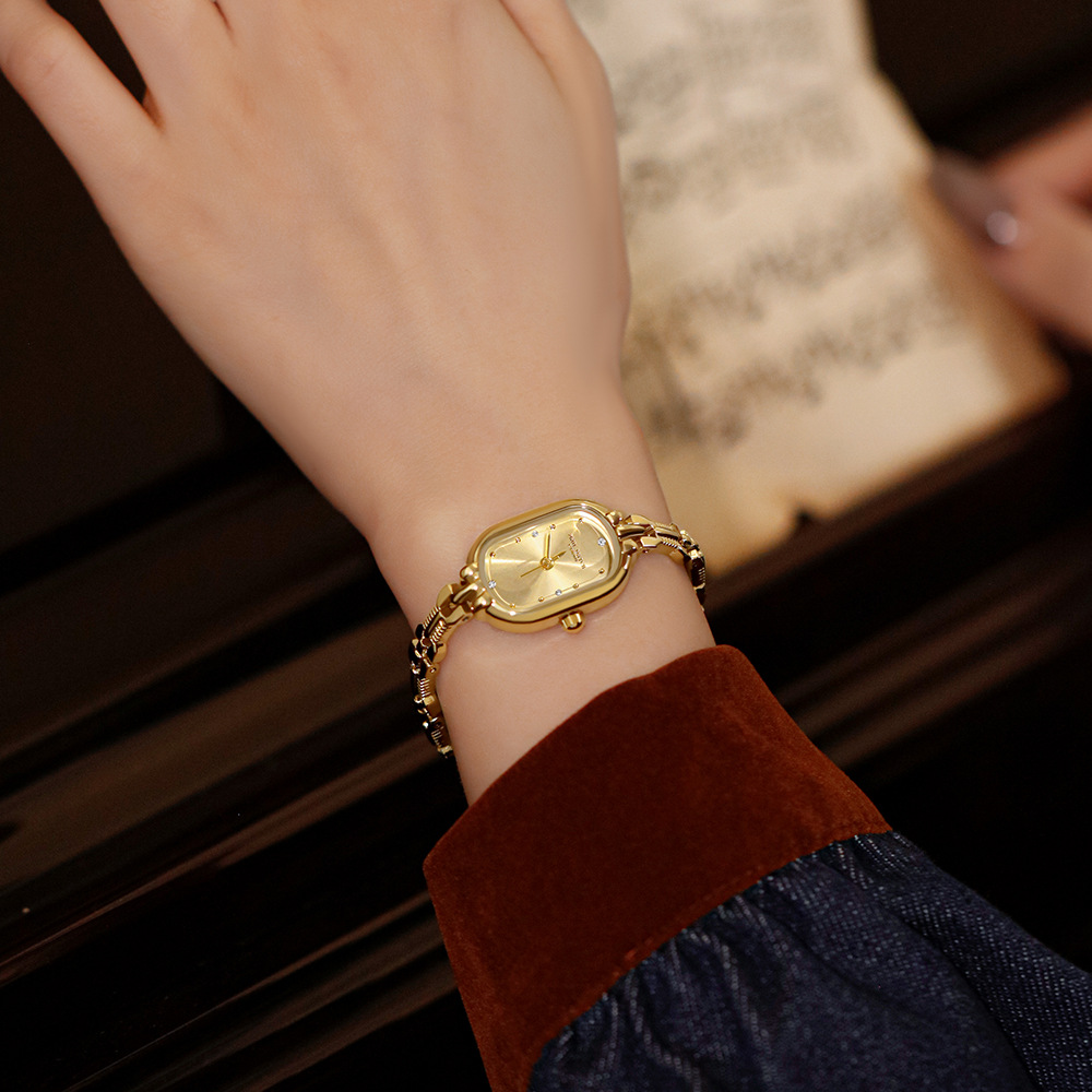 Orologio da polso vintage Movi - Unique Jewelry Watches recensione e prezzo