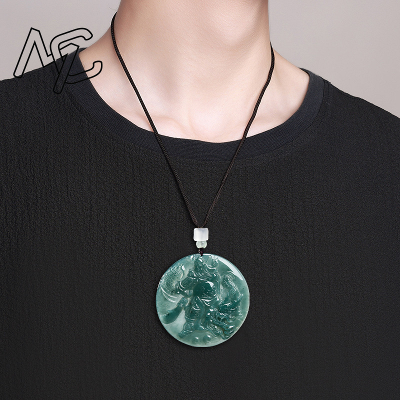 Collana con Pendente in Giada  - The Jewelry & Watches recensione e prezzo