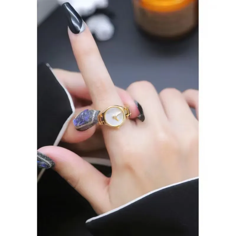 Anello Aperto con Design Unico - Unique Jewelry Watches recensione e prezzo