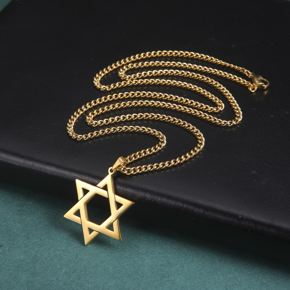Collana con Pendente Stella di - The Jewelry & Watches recensione e prezzo